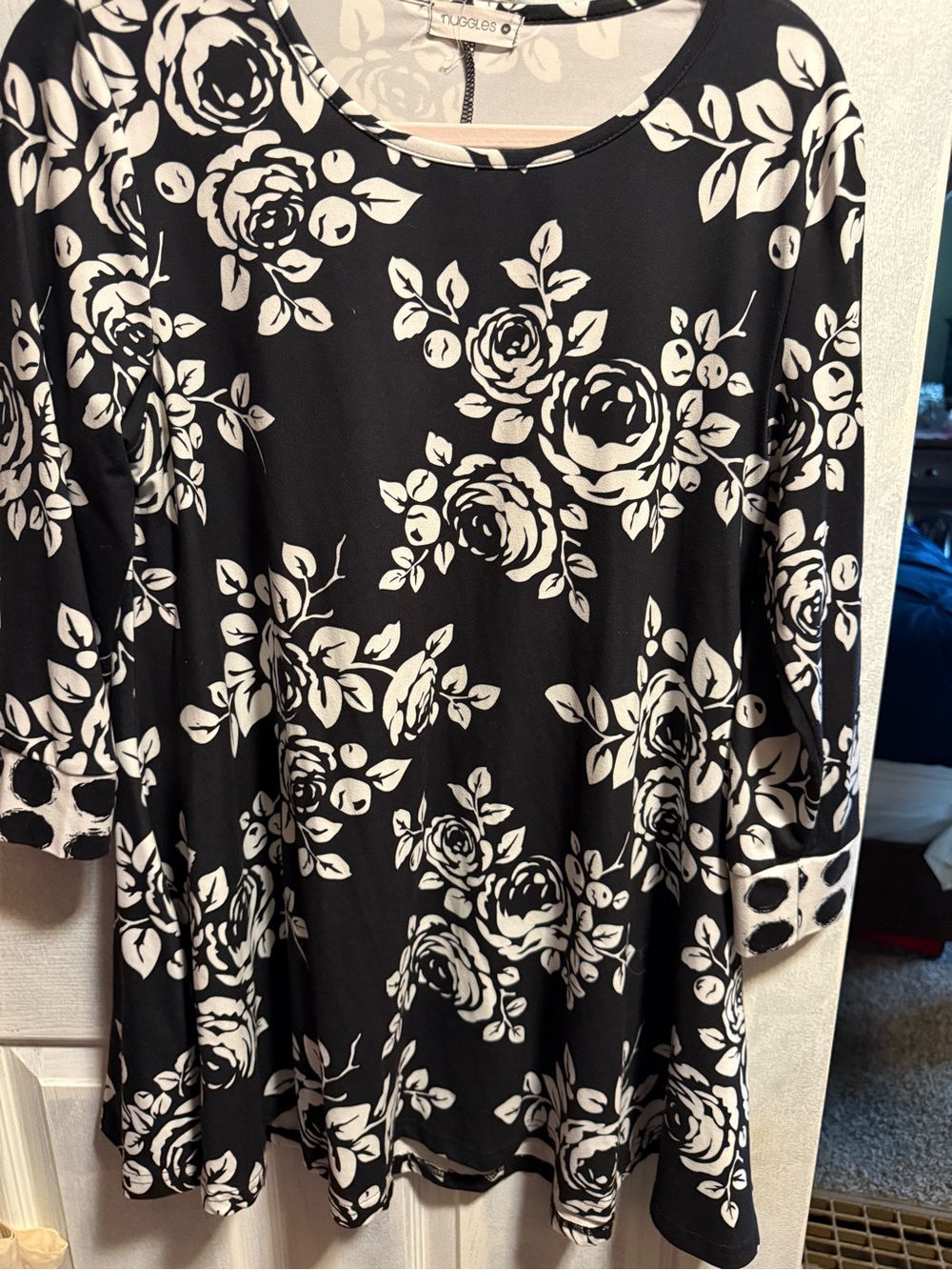 Snuggles Black & White Floral Scoop Neck Tunic